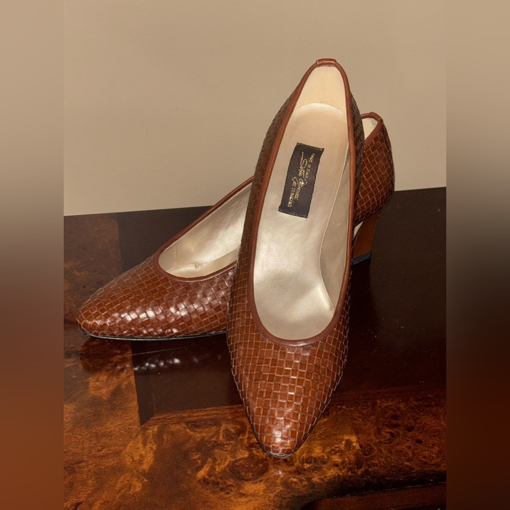 Sesto Meucci Brown Woven Leather Heels